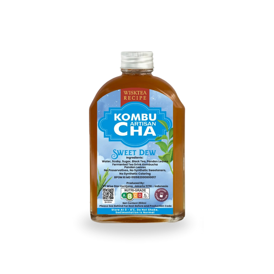 WiskTea Pandan Kombucha, a naturally fermented kombucha infused with aromatic pandan leaves.